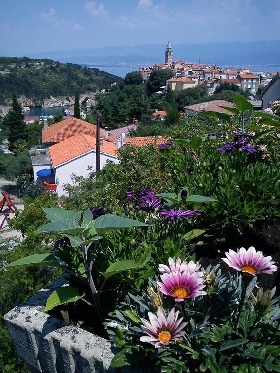 Apartment Vrbnik 8 Екстериор снимка